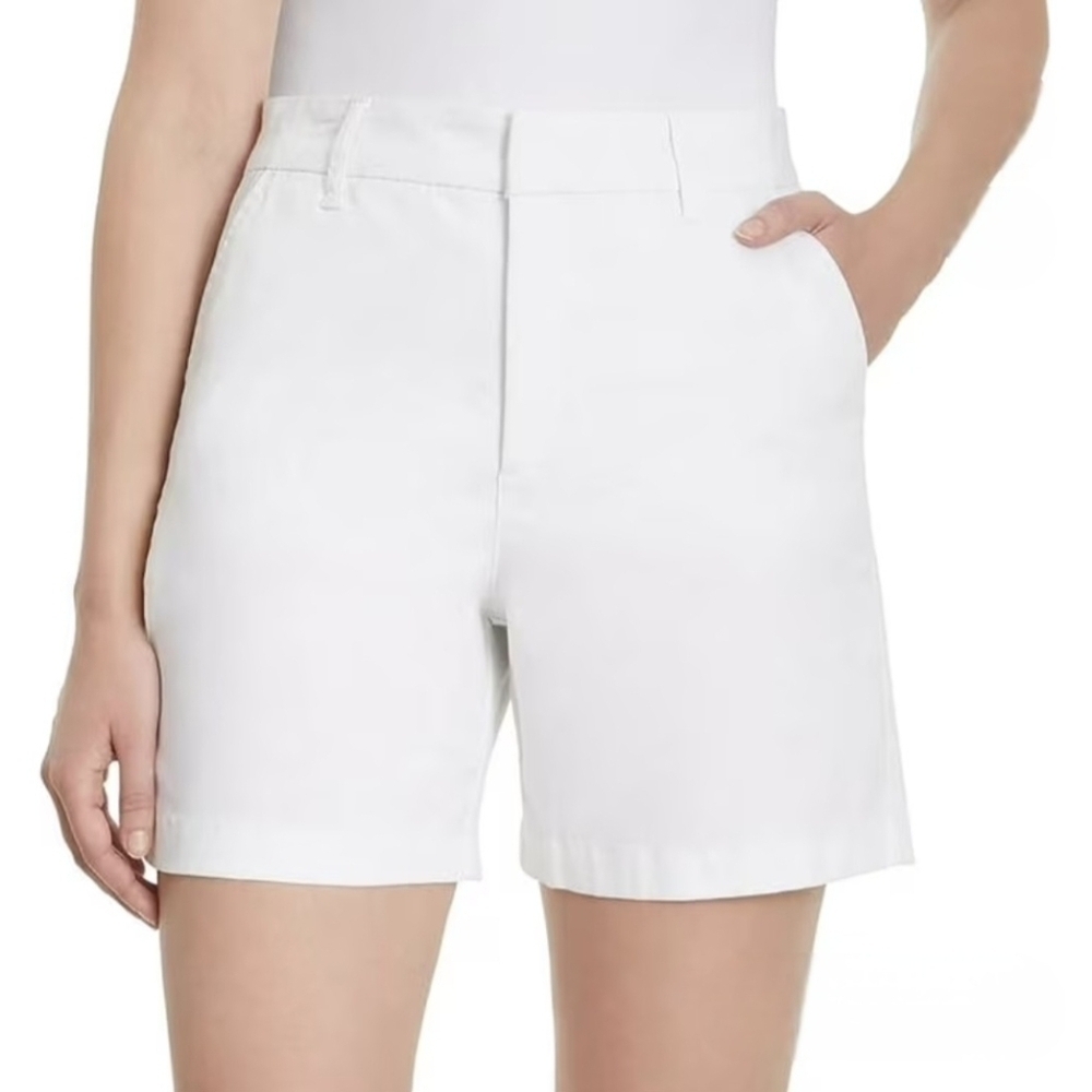 BNWT Gloria Vanderbilt 12 Classic White Chino Women's Shorts Classic Casual Chic